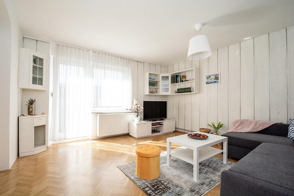 Magnolia Apartment - Free Private Parking Ljubljana Exterior photo